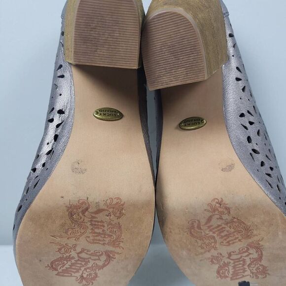 Lucky Brand Womens Peony Stacked Heels Metallic Pewter Size 10 Leather Peep Toe - Picture 6 of 8